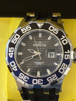 Reduced Again! Only $75! New Battery Too. Large and unique Invicta 500M XL Diver watch for great price!