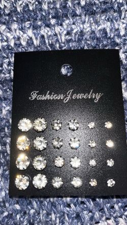 12-pair earring stud set Rhinestone