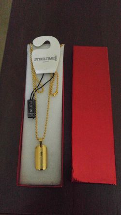NECKLACE WITH PENDANT GOLD PLATED STAINLESS STEEL