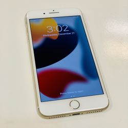 iPhone 8 Plus  Fully Unlocked 