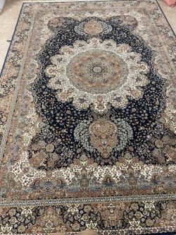Persian Rug 6’7” x 9’6”