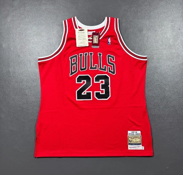 Michael Jordan Jersey Large New