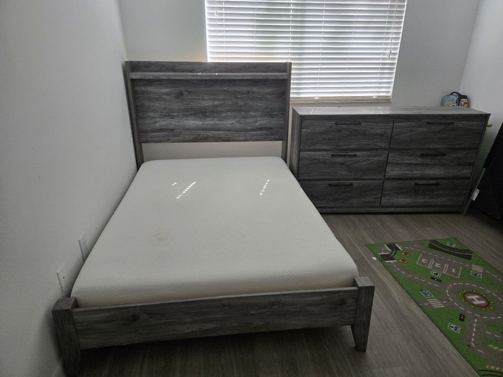 Bedroom Set