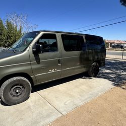 2003 Ford E-150