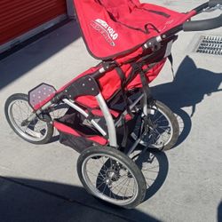 Like New  Kid's Jog stroller Avenir Discovery Solo.
