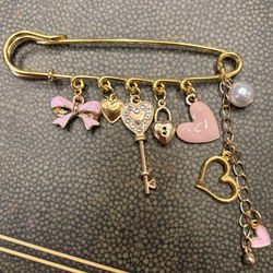 New Valentine, Pink Heart, Pin, Brooch, Lock, Key Bow, Pearl, Gold Accent