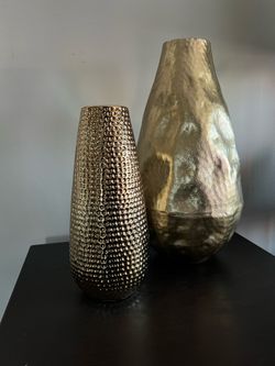 Modern 3-Piece Home Décor Set – $30