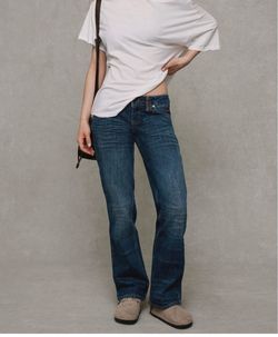 Low-Rise Bootcut Jeans Medium Wash