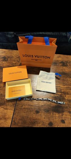 LV Monogram Chain Bracelet 