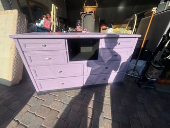Giant dresser lilac color