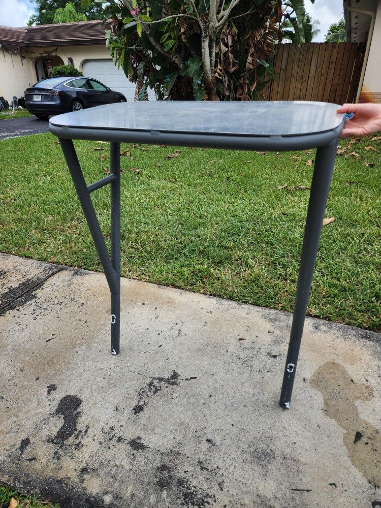 Poling Platform