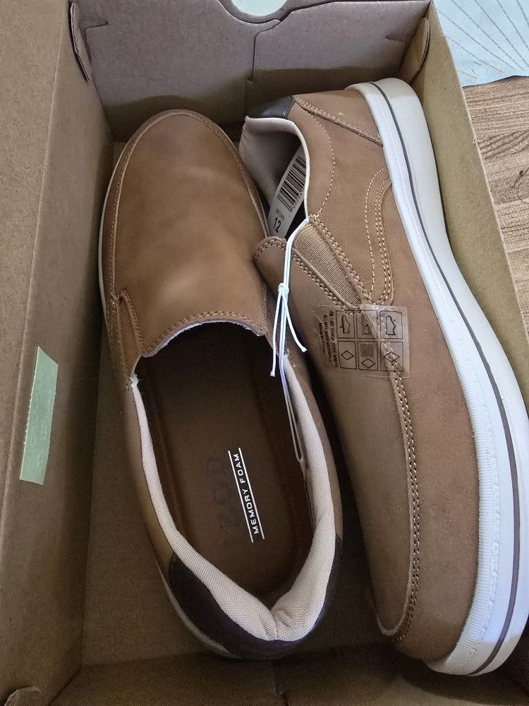 Men Shoes Size 12