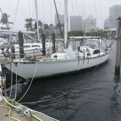 Sailboat 41’ blue Water  classic world cruiser Op