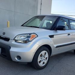 2010 Kia Soul 5Spd Clean Title