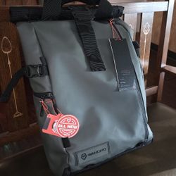 Barely Used wandrd Prvke V3 Green 31L Bag