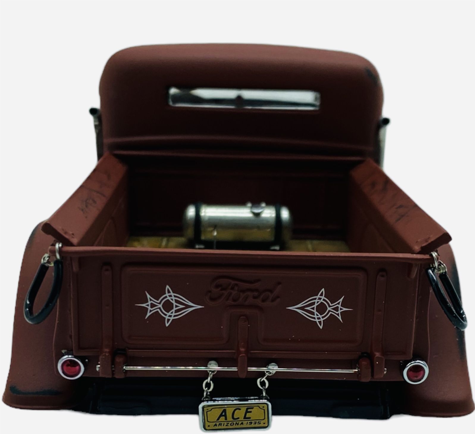 Danbury Mint 1935 Ford Vintage Hot Rod Pickup 1:24 Scale