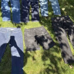 Men’s jeans/ shorts. All American Eagle and 1 old navy size 29 by 32 