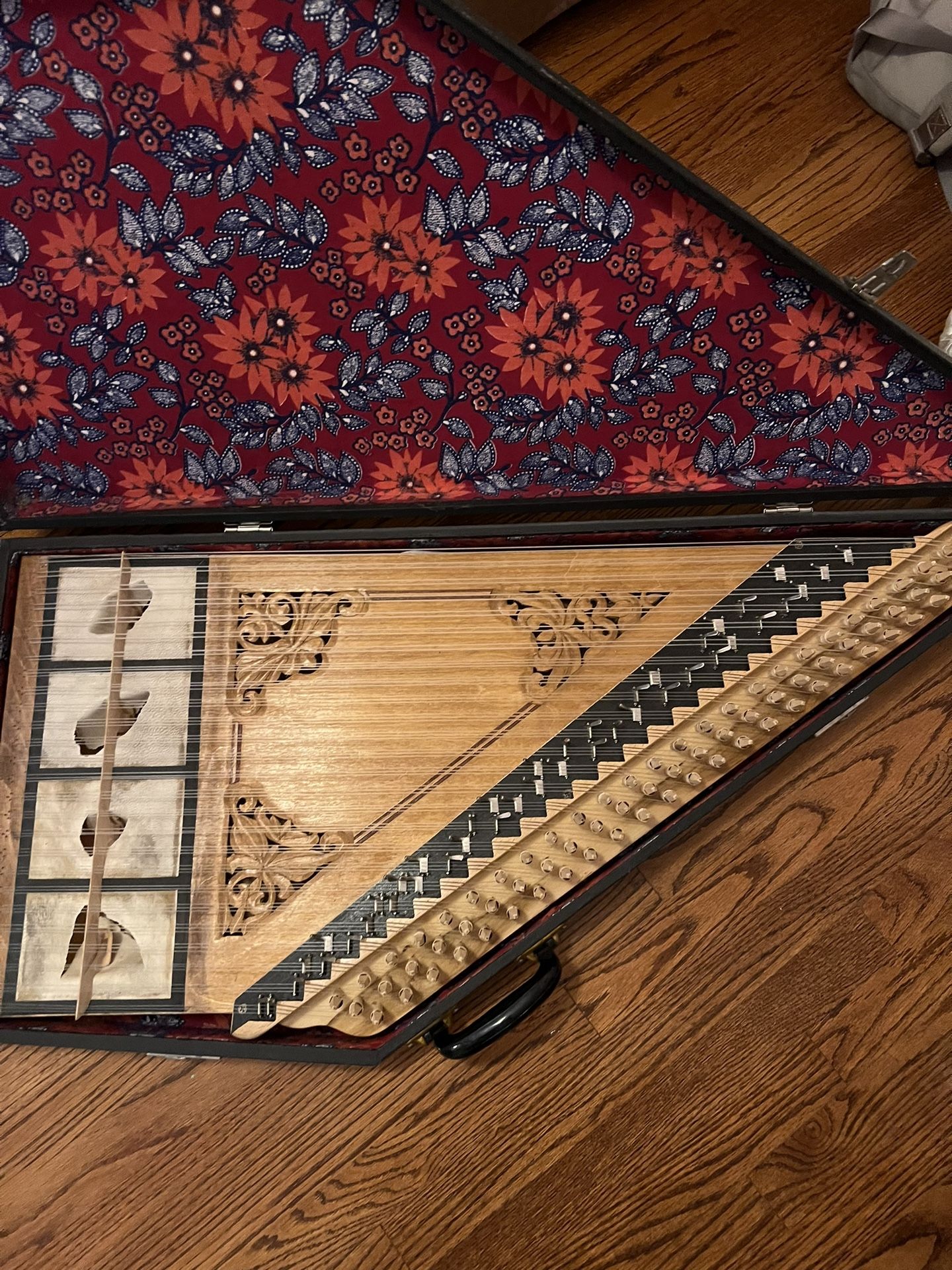 Professional KANUN MUSIC INSTRUMENT Need Little Repair Works Perfect
