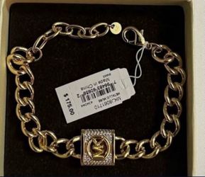 Pretty Stuff ! Brand New with tag (Not Free Ask for price)