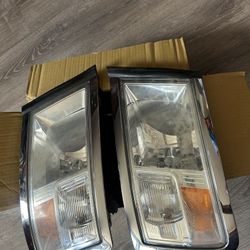 2011 Dodge Dakota Headlights