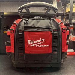 Milwaukee 15” Structured Tool Bag