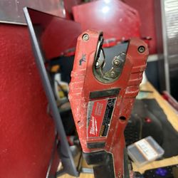 Milwaukee  Pipe Cutter