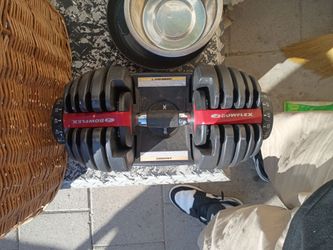 Bow flex dumb bell