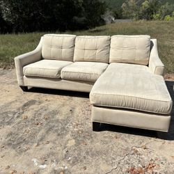 *FREE DELIVERY* Cindy Crawford Cream Reversible Sectional Sofa