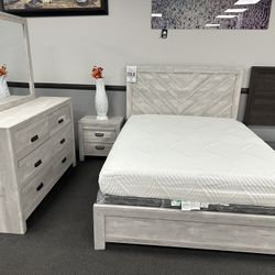 4PC Queen Bedroom Set 🔥 SALE🔥