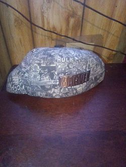 Marvel hat