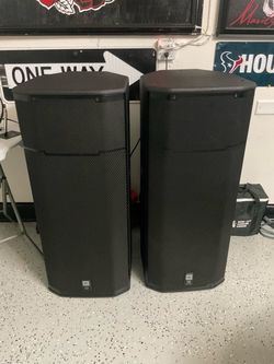 Speakers JBL pasivos doble 15”