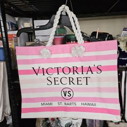 New VICTORIA SECRET  Tote Bags. EACH