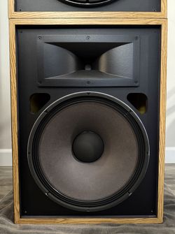Vintage JBL Model 4655 Speakers Monitors PA Sound Reinforcement 15" Woofer 2-Way