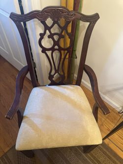 To Auntie Chairs