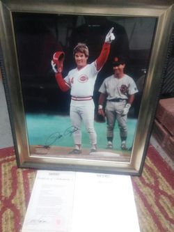 Pete Rose autographed picture