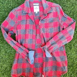 American Eagle Flannel Button Down 