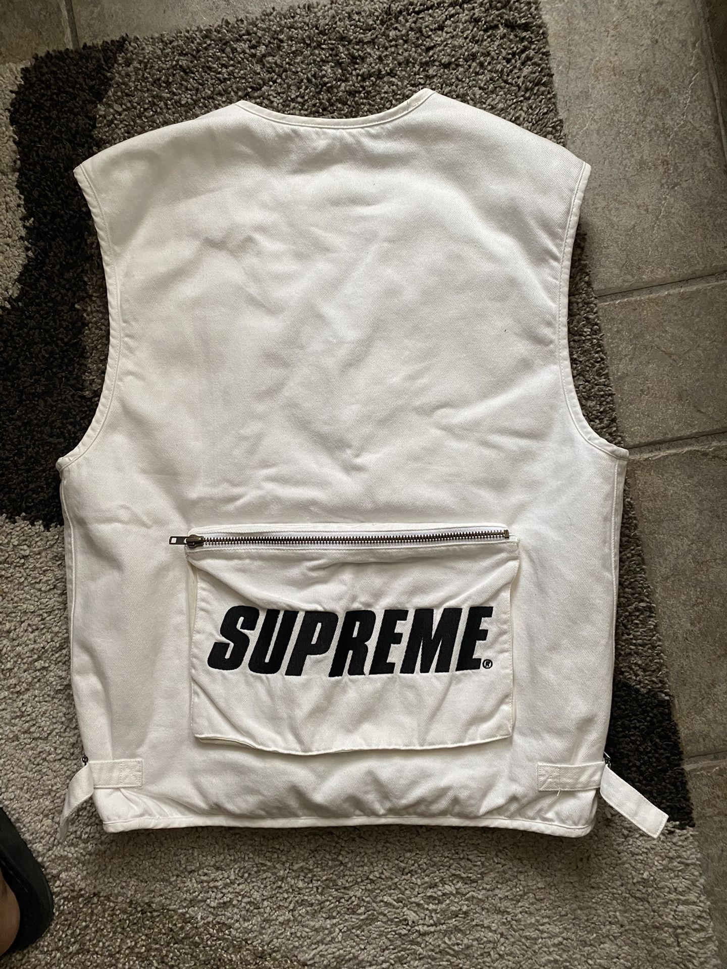 Supreme vest