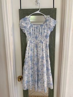 Girl dress size 8