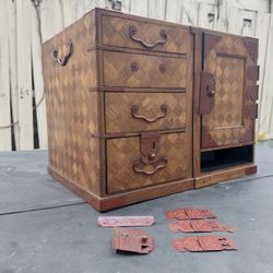 Japanese Meiji Period Travelling Scribes/ Scholars Desk with parquetry finish • c.1880