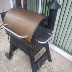 Pro Series Grill And Smoker 