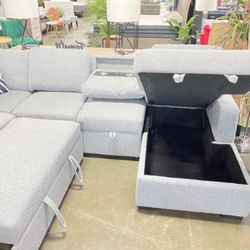 New Sleeper Sectional Couch With Storage / Free Delivery 