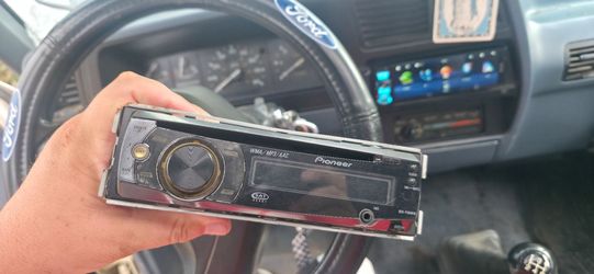 Car stereo like new