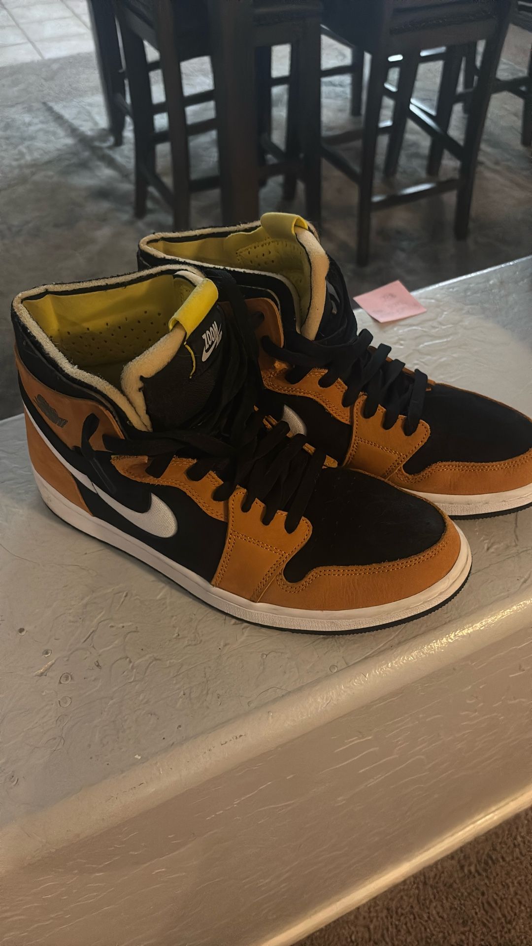 Jordan 1 High Monarch