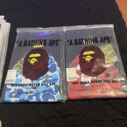 BAPE TEES SIZE SMALL BOTH!! LMK📲