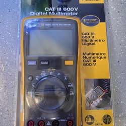 Fluke 15B+ Digital Multimeter CAT III 600V