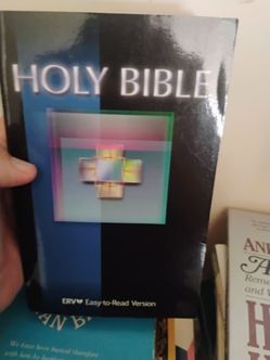 Holy Bible ERV Easy-to-Read Version