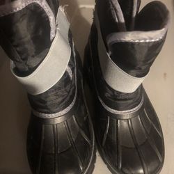 Boys  Lily & Dan Fur lined Boots Waterproof Size 13/1Y