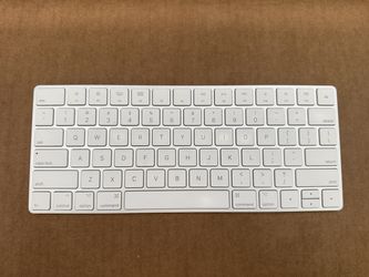 Apple Magic Keyboard A1644 — Compact, White/Silver