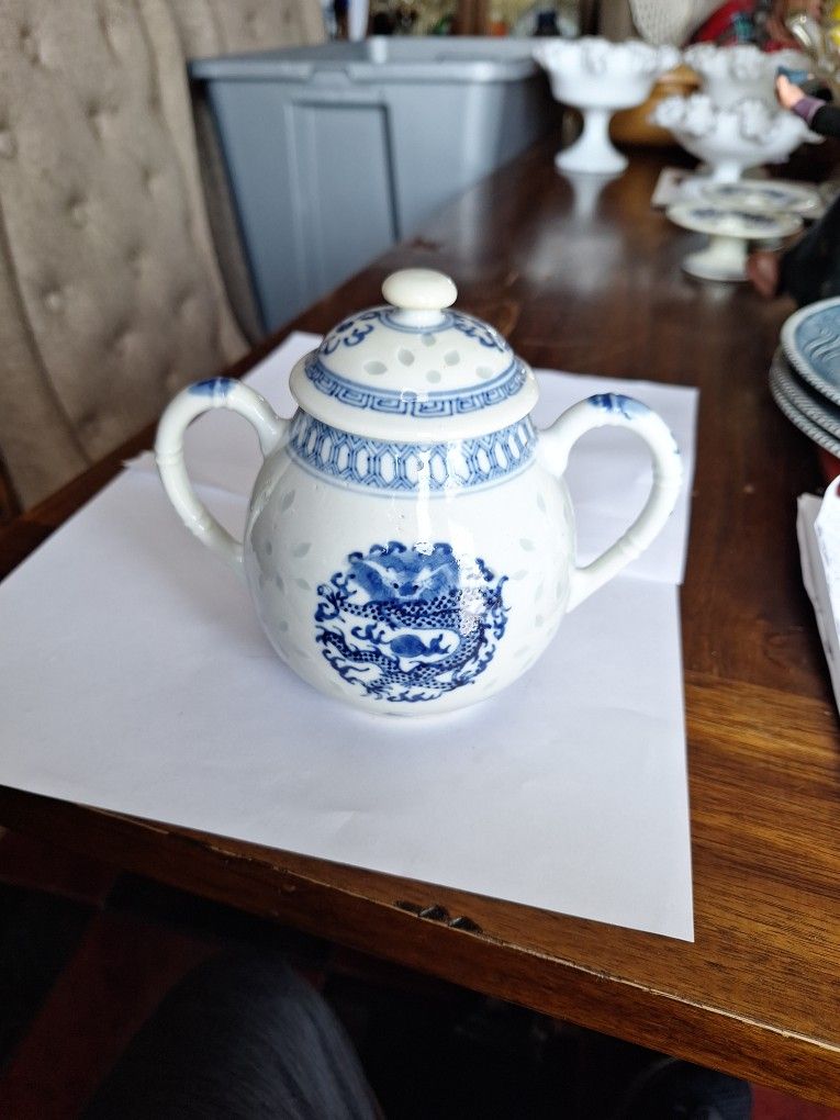 Chinese Jingdezhen Blue And White Porcelain