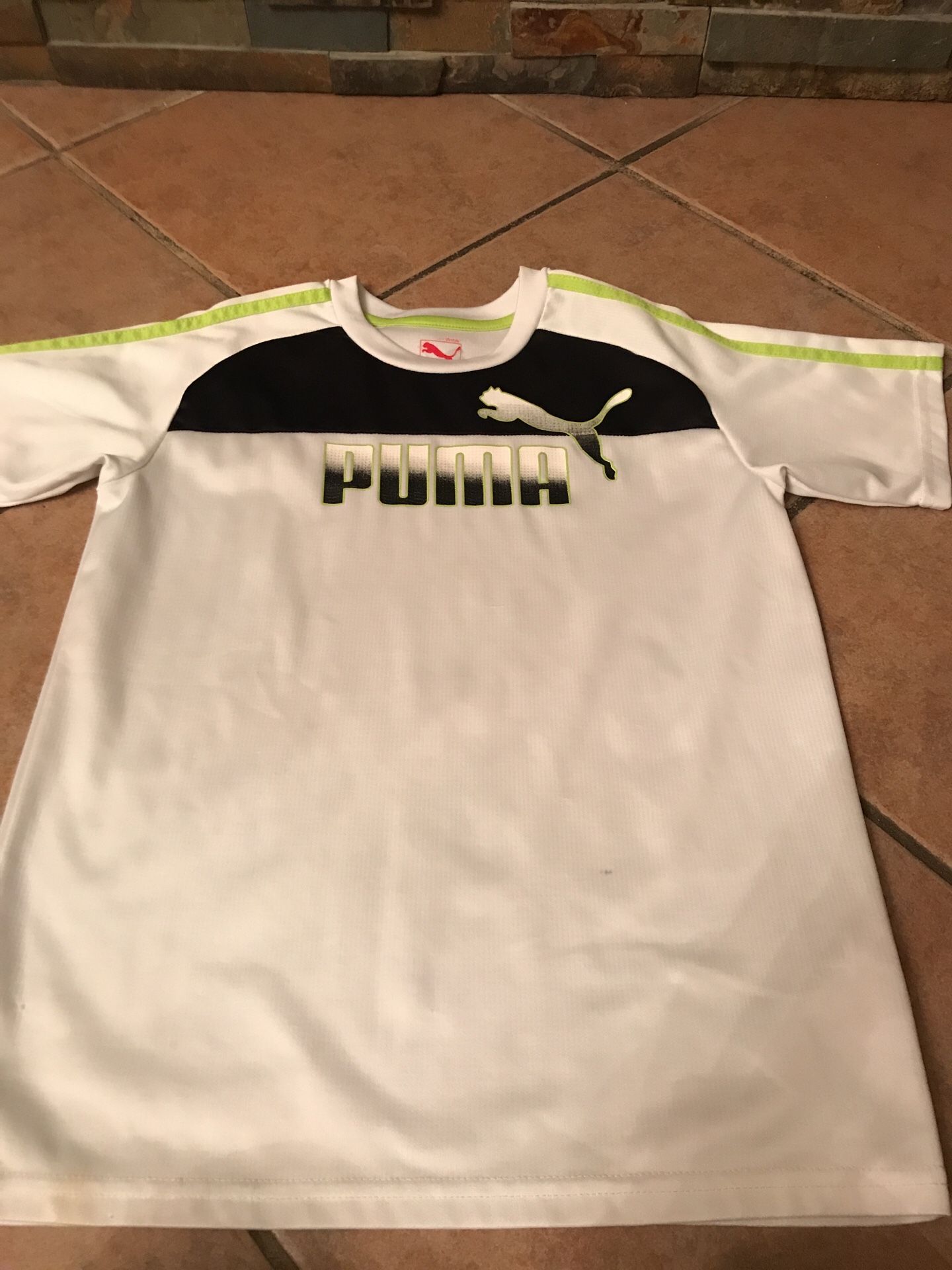 Camiseta para jovencito